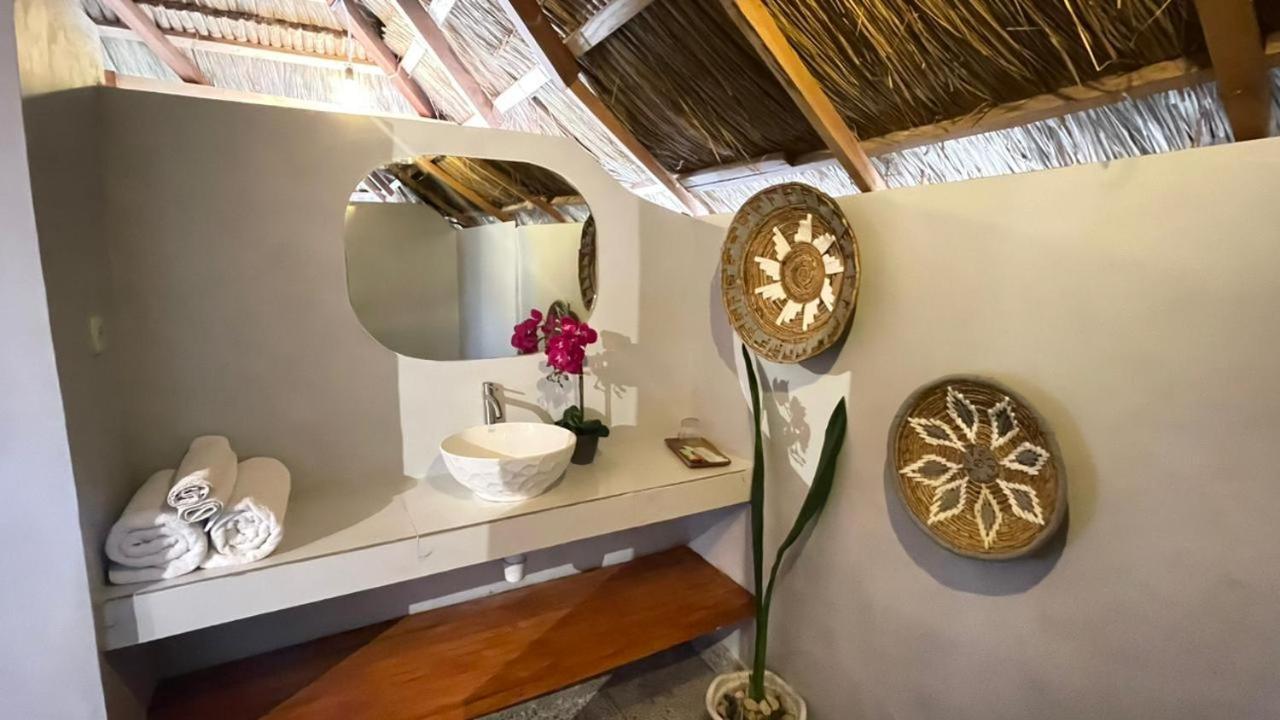 Three Queen Villa And Homestay Waikabubak Zewnętrze zdjęcie