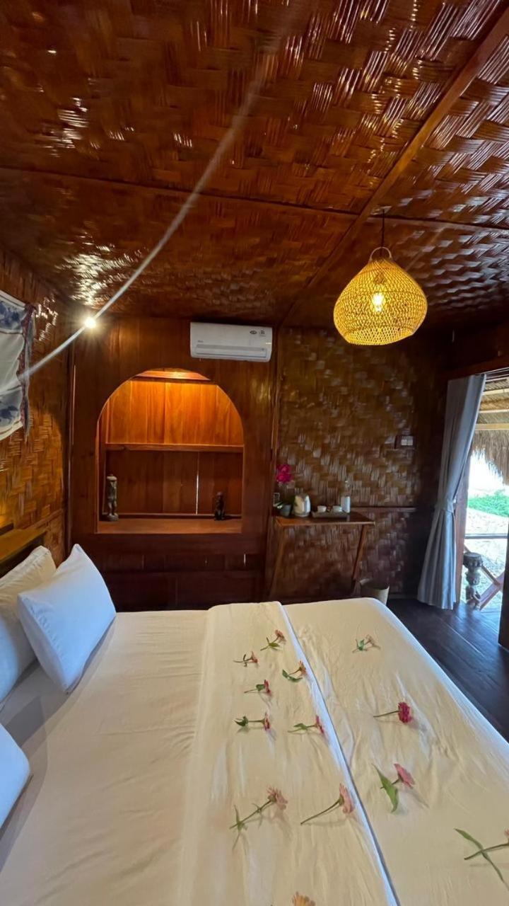 Three Queen Villa And Homestay Waikabubak Zewnętrze zdjęcie