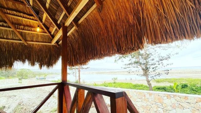 Three Queen Villa And Homestay Waikabubak Zewnętrze zdjęcie